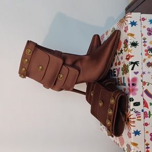 SALE!! NWT! Jeffrey Campbell stash boots! Caramel brown Sz.8